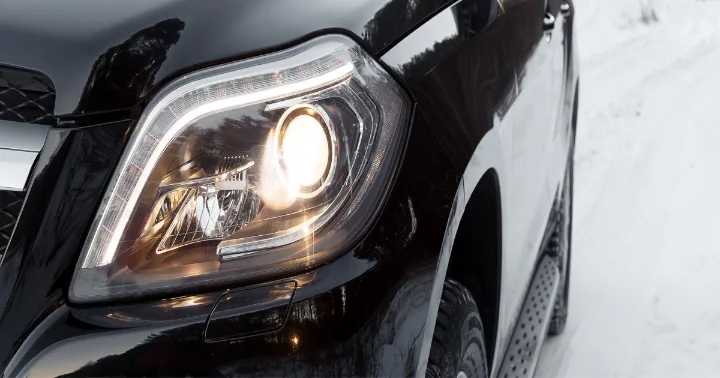 How Can I Avoid a Car Accident by Using My Headlights?