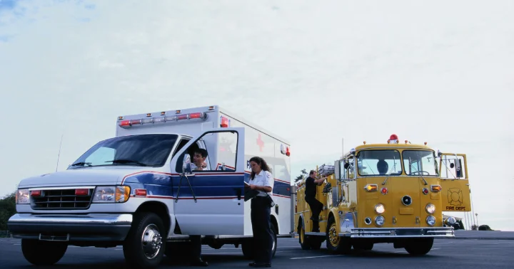 How Do I Handle a Car Accident with an Emergency Vehicle?